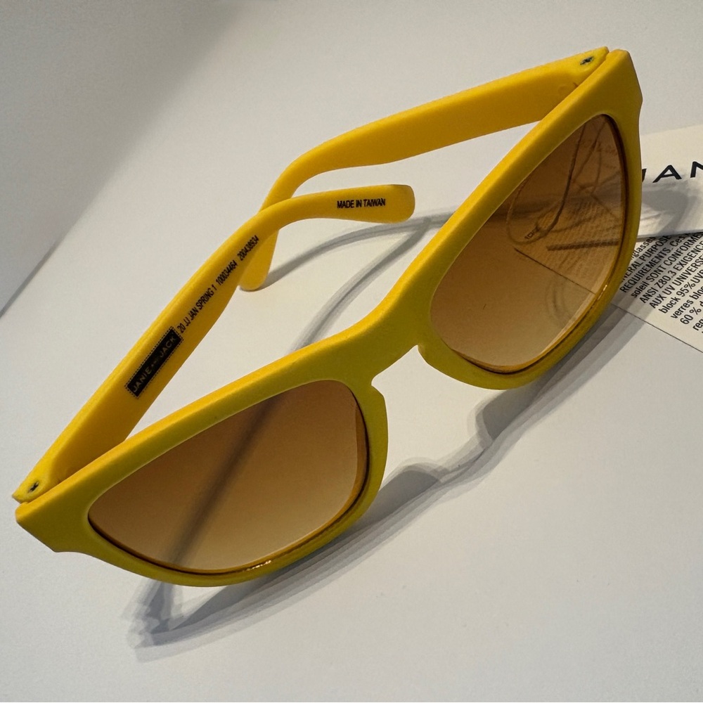 JANIE and JACK SUNGLASSES